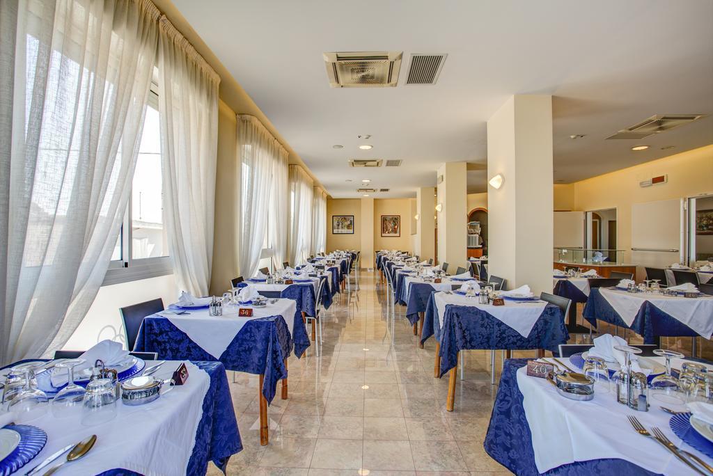Hotel Olympia Gabicce Mare Bagian luar foto